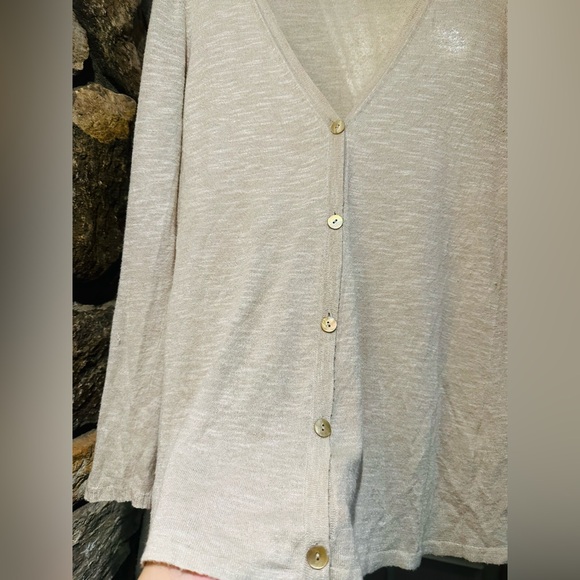 Eileen Fisher Linen & Silk Cardigan Button Down Oatmeal. Size S. - Picture 7 of 9